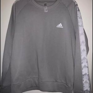 Adidas Crewneck womens